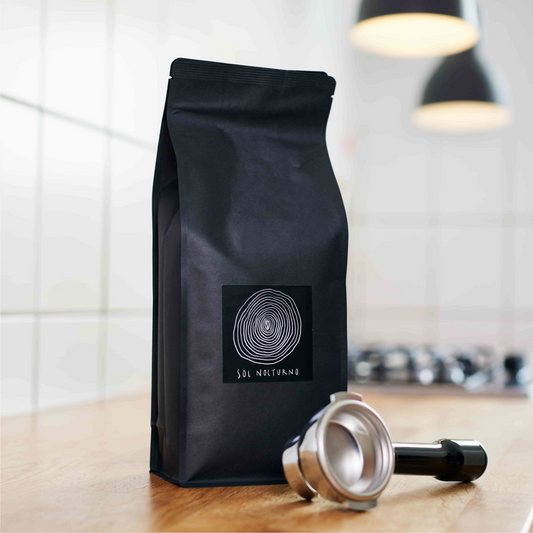 2025 Frühjahr / Espresso vorrätig/ Sol Nocturno